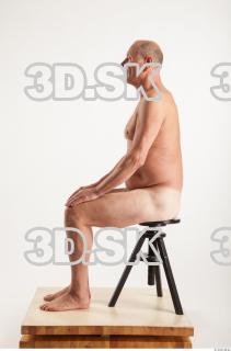 Sitting pose of nude Ed 0001